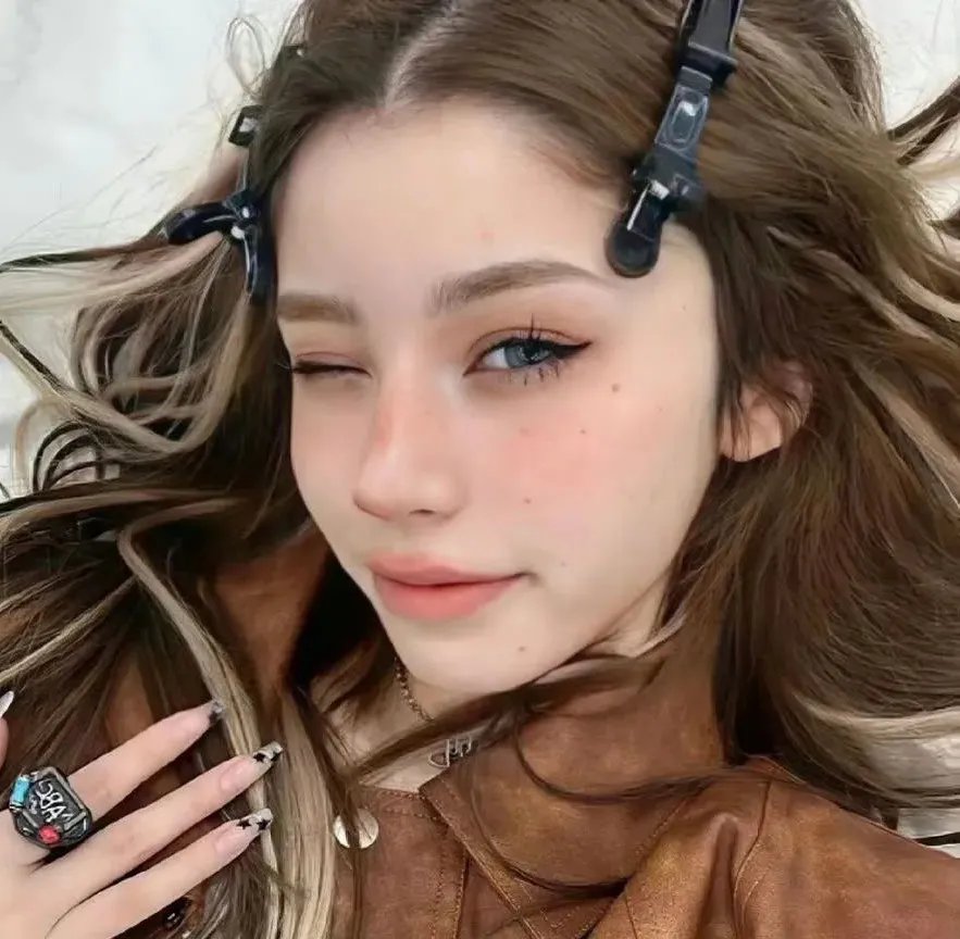 又是吴海英